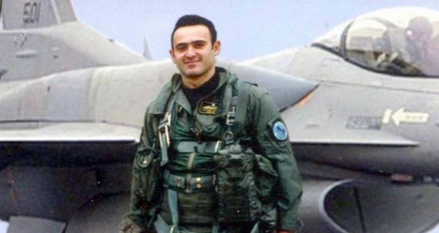 Δεκαέξι χρόνια από τον θάνατο του Σμηναγού από τουρκικό F-16: Κώστας Ηλιάκης