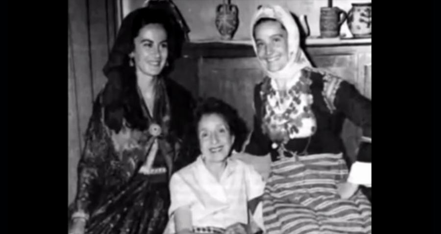 Δόρα Στράτου: Ποια είναι η γυναίκα που προσπάθησε να σώσει τους ελληνικούς παραδοσιακούς χορούς