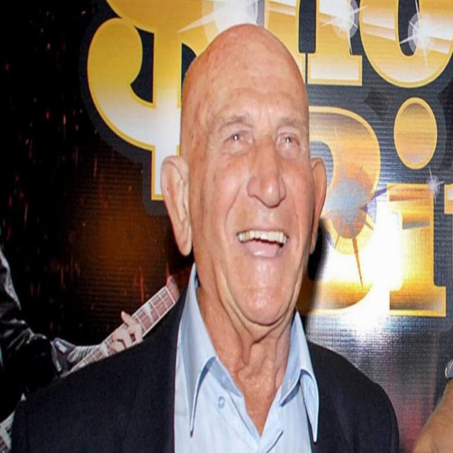 Πέθανε ο Κώστας Γκουσγκούνης