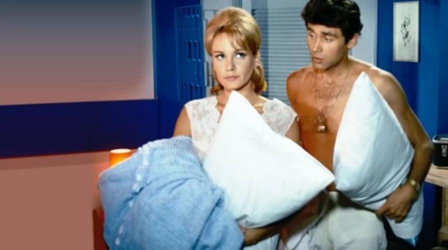 Φαίδων Γεωργίτσης: Οι ερωτικές σκηνές με τη Ζωή Λάσκαρη, η ιστορία πίσω από το γερό χαστούκι, το φλερτ με την Αλίκη και η σχέση με πλούσια γιατρό