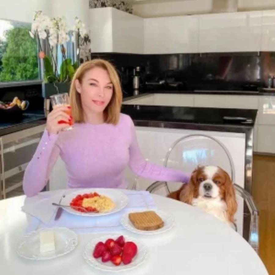 Τατιάνα Στεφανίδου – Νίκος Ευαγγελάτος: Το «χρυσό» 3όροφο σπίτι στην Κηφισιά που έχει… τα πάντα