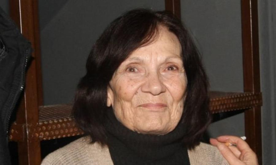 Έρση Μαλικένζου: Οι σπουδαίοι ρόλοι, η αναγνωσιμότητα στα Μαύρα Μεσάνυχτα, η φιλία με την Ντίνα Κώνστα και η κρυφή προσωπική ζωή