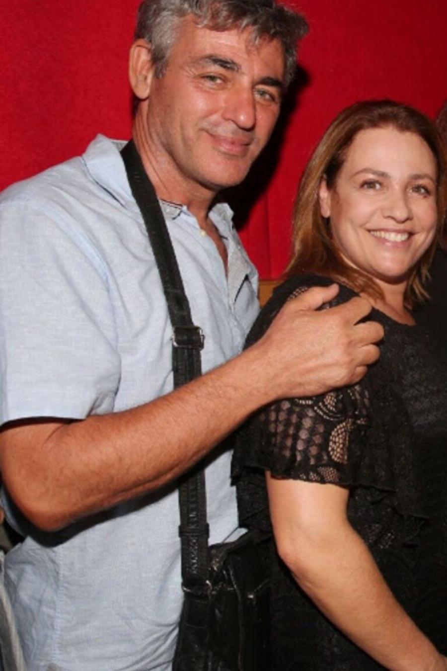 Μαριάννα Τουμασάτου: Ο ηθοποιός αδελφός της, που αγαπήσαμε στη σειρά «Βέρα στο Δεξί»