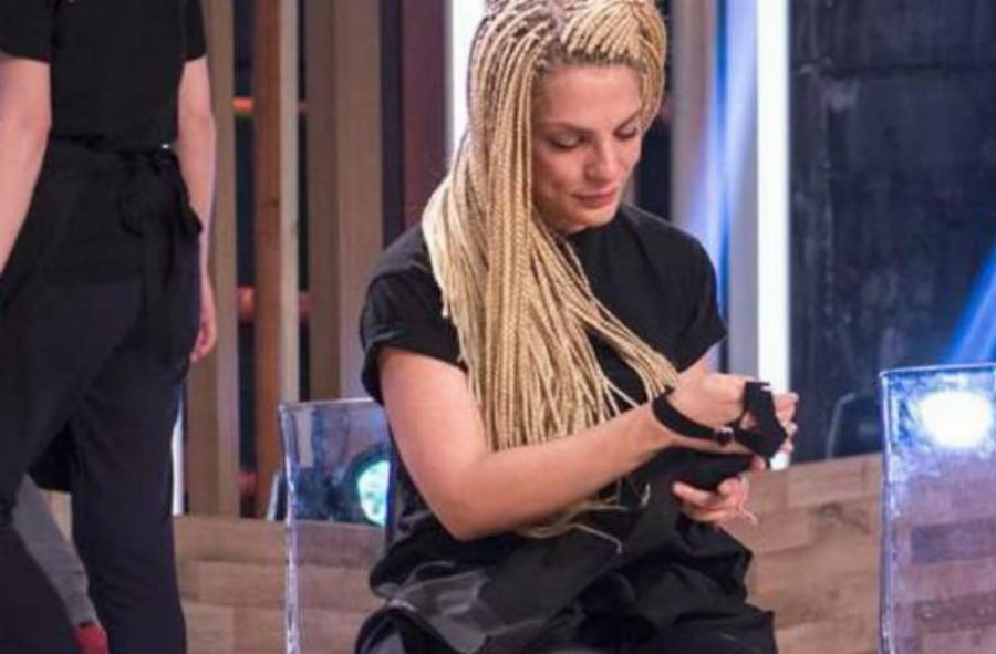 Ηλέκτρα Τσουρουνάκη: Η παίκτρια του MasterChef εβγαλε τα ράστα και ειναι αγνώριστη