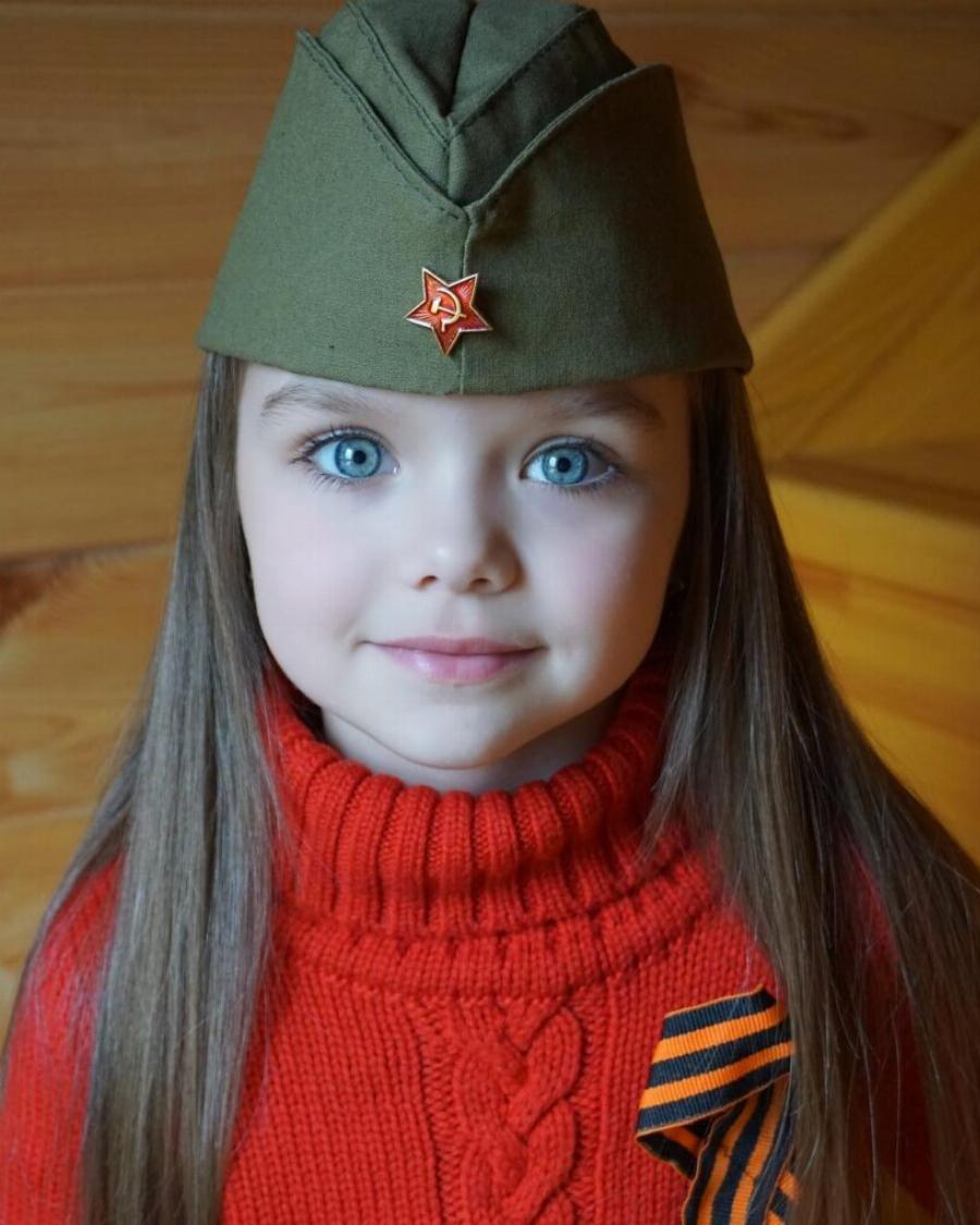 Άγγελος 6 χρόνων από τη Ρωσία θεωρείται το πιο όμορφο κορίτσι στον κόσμο