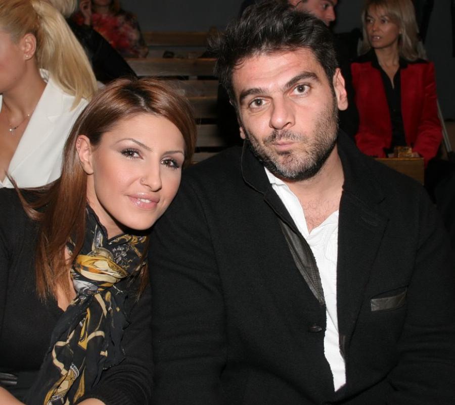 Έλενα Παπαρίζου: Η μεγάλη καριέρα, τα δύο άγνωστα αδέρφια, ο έντονος χωρισμός με τον Τόνυ και ο μυστικός γάμος