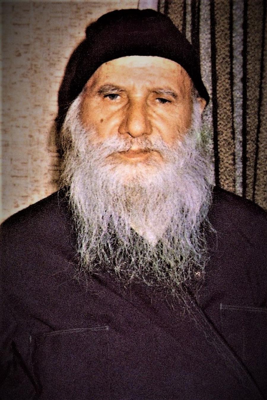 Τι έλεγαν οι Άγιοι Πορφύριος και Παΐσιος; Ψυχίατρος ή πνευματικός;