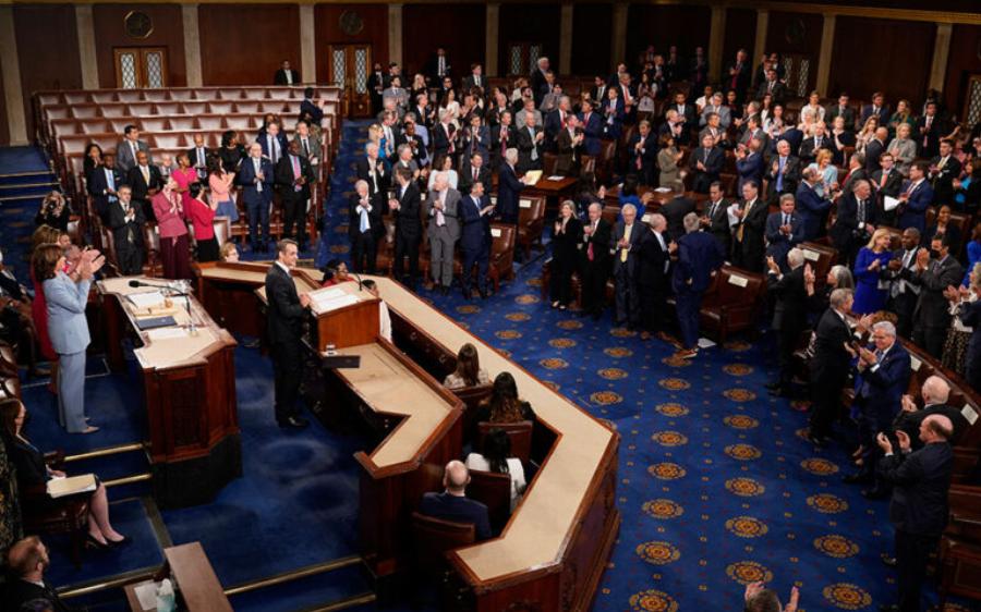 Τριάντα τρεις φορές χειροκρότησαν τον πρωθυπουργό τα μέλη του Αμερικανικού Κογκρέσου
