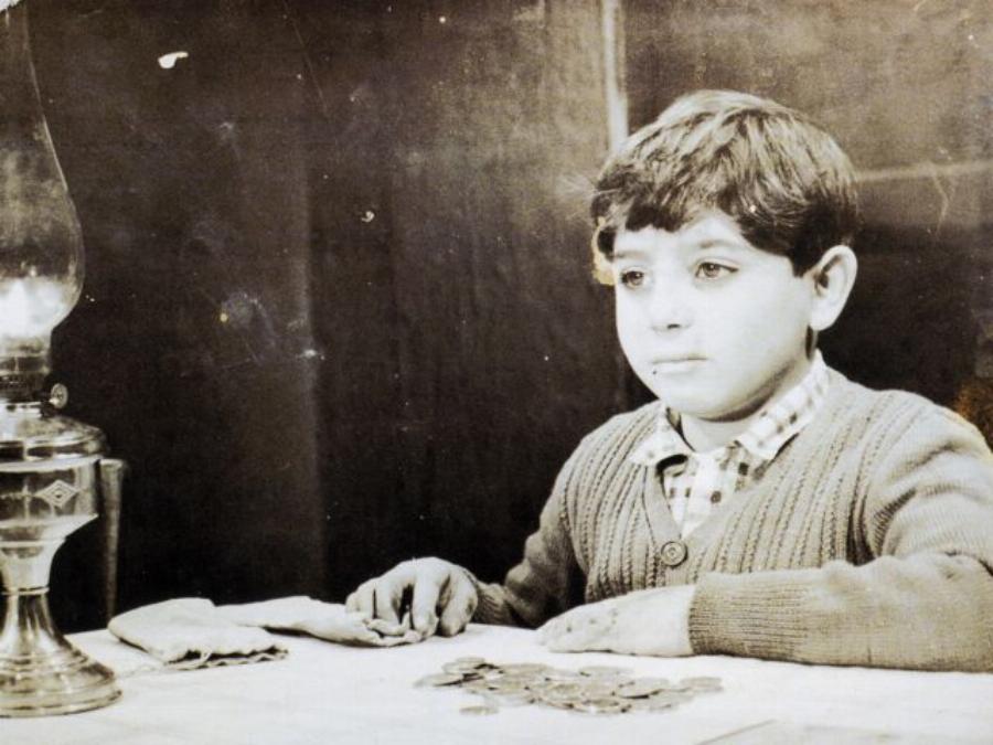 Βασίλης Καΐλας: Ο «λουστράκος» του Ελληνικού Κινηματογράφου, και η σπάνια εμφάνιση στα 68 του χρόνια