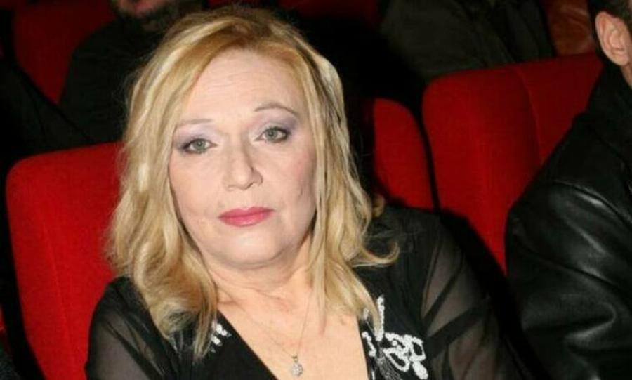 Βίλμα Τσακίρη: Οι ατυχίες στη προσωπική ζωή, ο γάμος λόγω εγκυμοσύνης, το διαζύγιο, η ηθοποιός κόρη, η εγγονή της και η συμφιλίωση με τον χρόνο