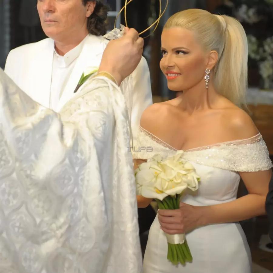 Βίκυ Χαντζή: Παντρεύτηκε οχτώ χρόνια μετά τον αγαπημένο της Γιώργο Σκλαβούνο