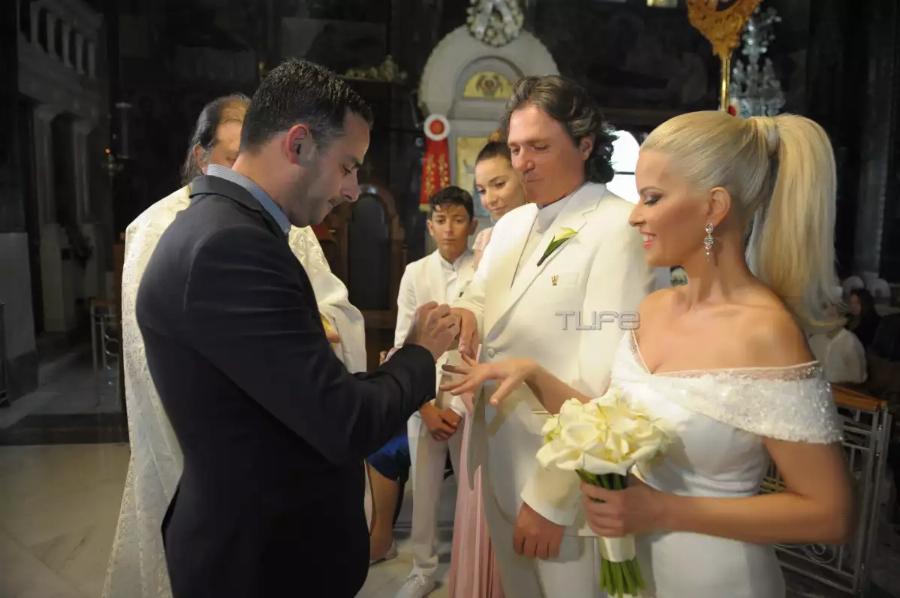 Βίκυ Χαντζή: Παντρεύτηκε οχτώ χρόνια μετά τον αγαπημένο της Γιώργο Σκλαβούνο