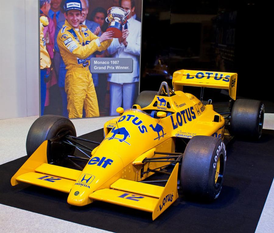 Άιρτον Σένα: Ο καλύτερος οδηγός που αγωνίστηκε ποτέ στη Φόρμουλα 1 και η μοιραία στροφή που του στέρησε τη ζωή