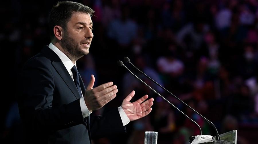 Έτοιμος να αναλάβει την χώρα ο Νίκος Ανδρουλάκης: «Το ΠΑΣΟΚ είναι εδώ ενωμένο δυνατό»