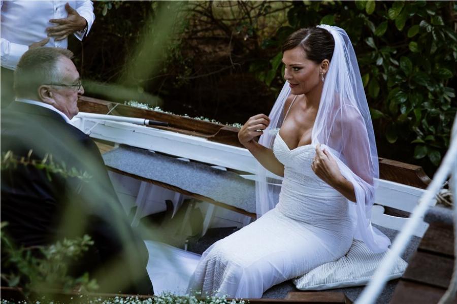 Αντώνης Ρέμος: Τα παιδικά χρόνια στη Γερμανία, η εξομολόγηση για την μητέρα του και ο ονειρικός γάμος με την Υβόννη Μπόσνιακ