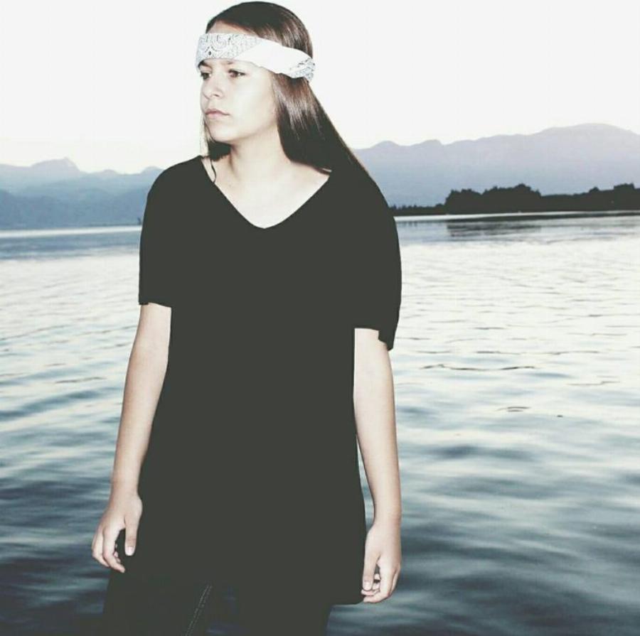 Απόστολος Γκλέτσος: Ο γάμος με την Μαρία – Ελένη Λυκουρέζου, η έφηβη κόρη του, η επιτυχία στην τηλεόραση και το τροχαίο ατύχημα