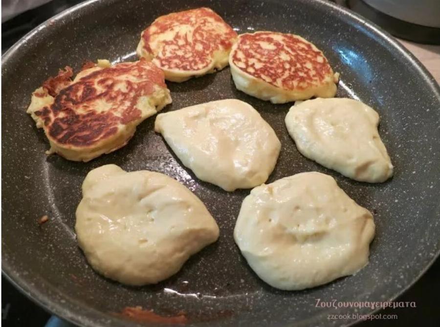 Αφράτες και λαχταριστές τηγανίτες με γιαούρτι – Τα 4 υλικά που θα χρειαστείτε