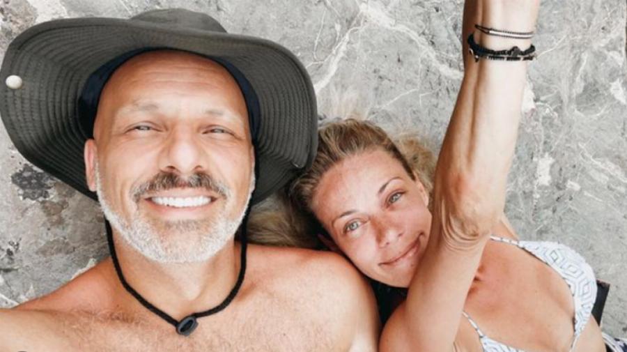 Ζέτα Μακρυπούλια: Δέκα μήνες μετά τον χωρισμό της από τον Μιχάλη Χατζηγιάννη, ετοιμάζεται να ανεβεί τα σκαλιά της εκκλησίας