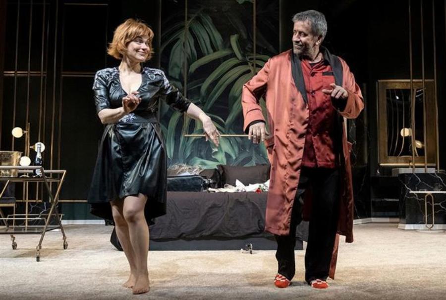 Σπύρος Παπαδόπουλος: Η περιπέτεια με τον καρκίνο, οι 36 δουλειές, το ατύχημα, η ζωή στο μοναστήρι και ο μονάκριβος γιος του