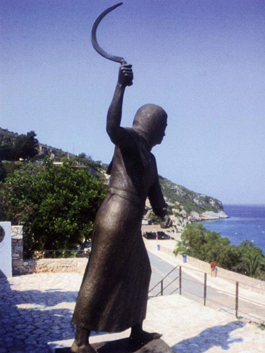 H Mανιάτισσα με το δρεπάνι: Η άγνωστη ιστορία που θα έπρεπε να διδάσκετε στο σχολείο