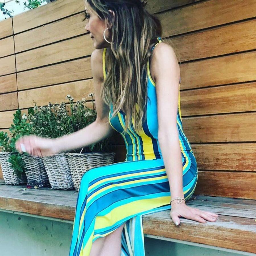 Δέσποινα Βανδή: Το ένα υπέροχο σπίτι στη Βούλα, η εντυπωσιακή διακόσμηση, η τεράστια κουζίνα και ο παραμυθένιος κήπος με την πισίνα