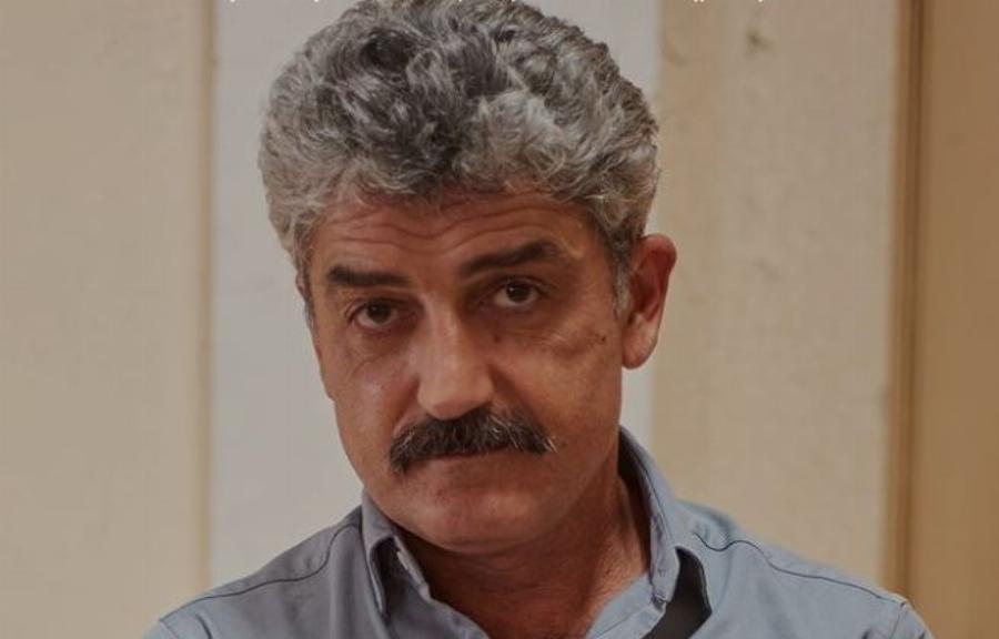 Δημήτρης Ήμελλος: Η ζωή στα Εξάρχεια, τα χρόνια εγκλεισμού σε οικοτροφείο και η επιτυχία στον «Σασμό»