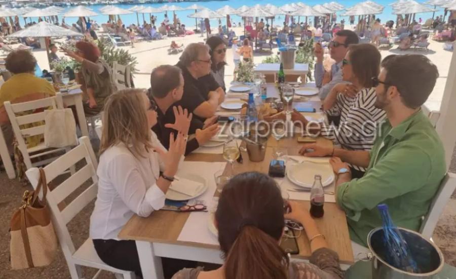 Χανιά: Μπακογιάννη και Βενιζέλος στο ίδιο τραπέζι για θαλασσινά