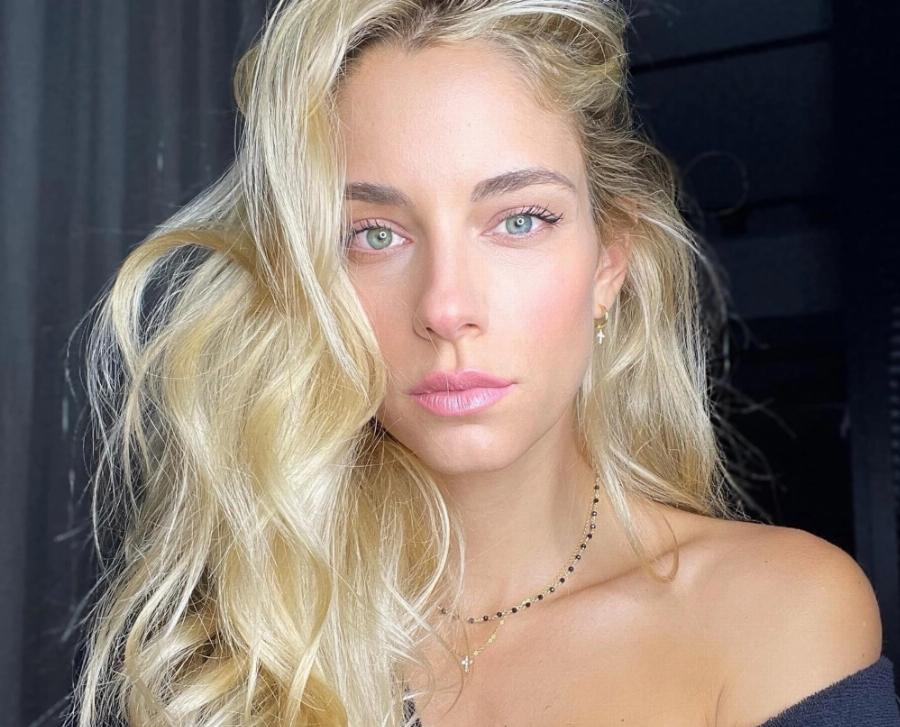 Δούκισσα Νομικού: Το γνωστό μοντέλο δείχνει τα μάτια της που έχουν διαφορετικό χρώμα