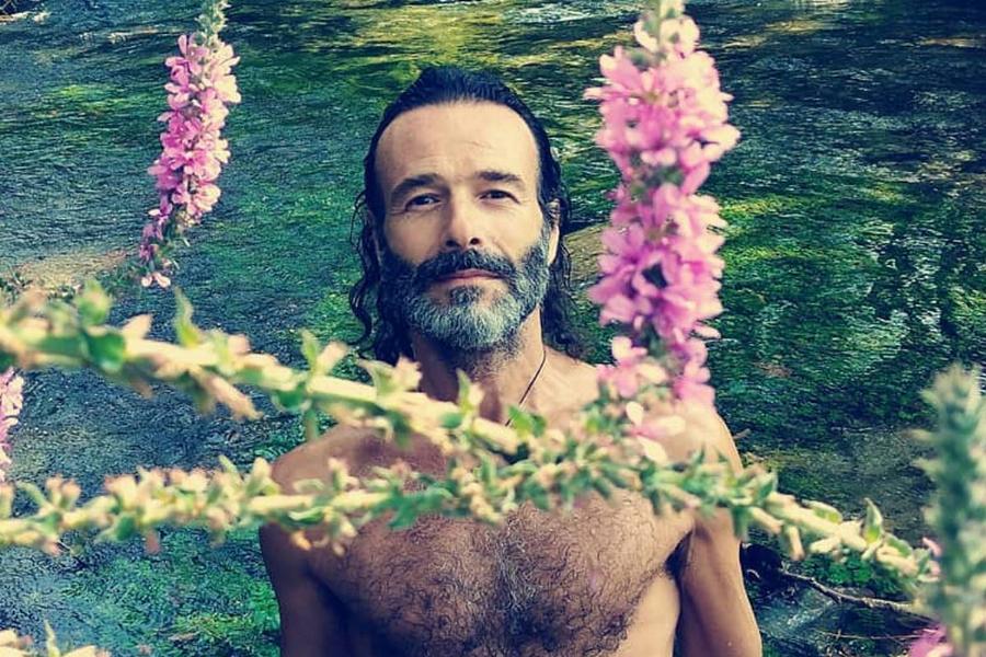 Θανάσης Ευθυμιάδης: Ο θάνατος του πατέρα του, που του στοίχισε, η λατρεία στη μαμά του, η κακή περίοδος στο «Ντόλτσε Βίτα» και η νέα ζωή