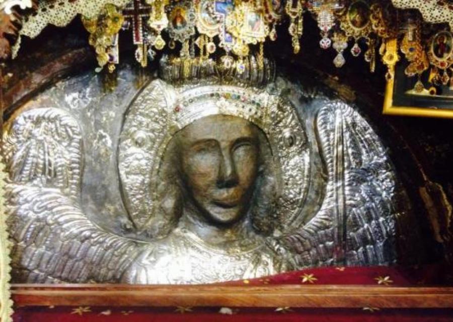 Θαύμα του Αρχάγγελου Ταξιάρχη: «Καθημερινά σταυρωνόμουν με το λαδάκι του Ταξιάρχη και έπινα αγιασμό»