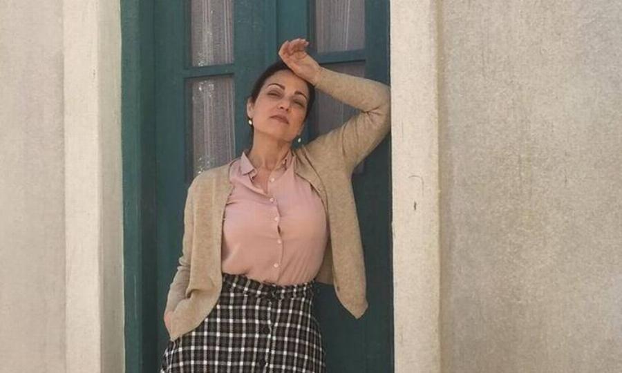 Ελένη Καρακάση: Ο αγώνας να χάσει βάρος, η επιθυμία να κάνει παιδί, οι οικονομικές δυσκολίες και ο ρόλος στις «Άγριες Μέλισσες»