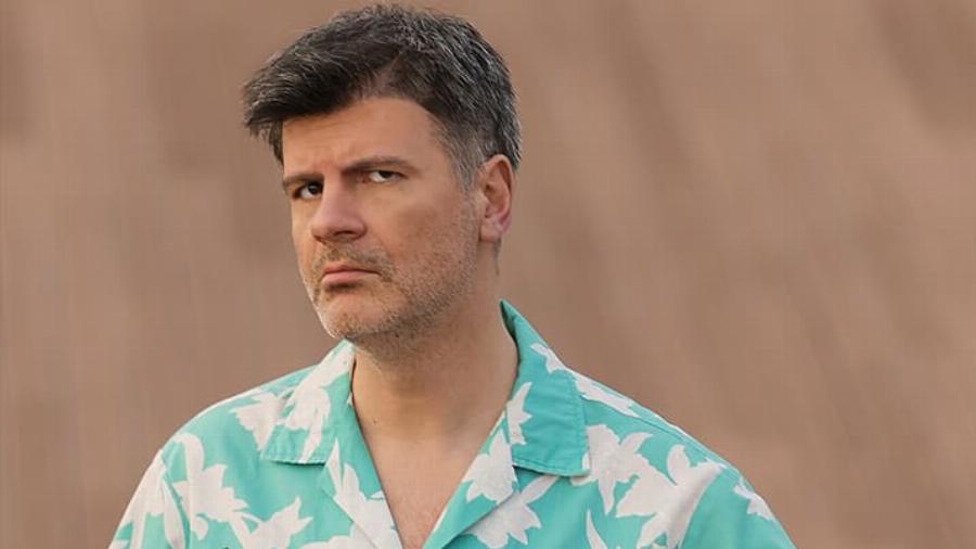 Φοίβος Δεληβοριάς: Έγραψε τραγούδι για την Ελένη Τοπαλούδη και έγινε Viral