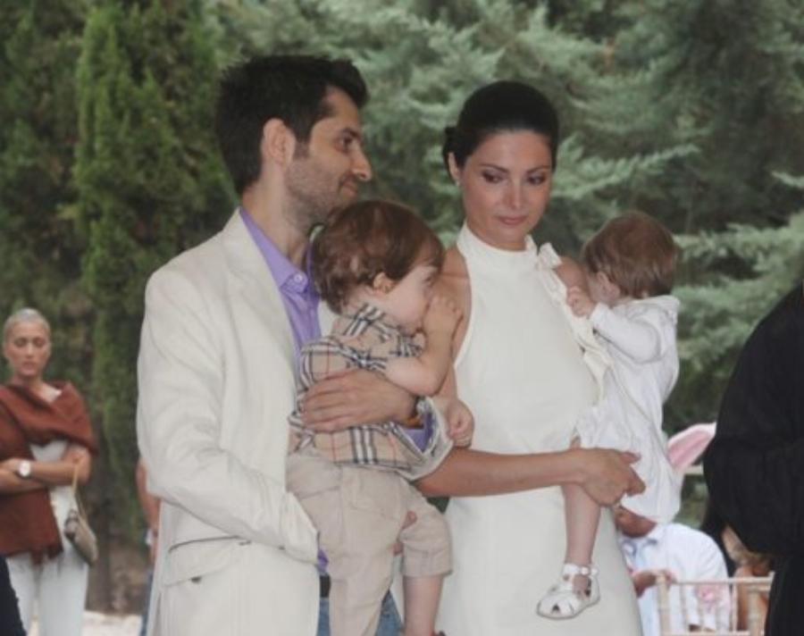 Φοίβος: Το πραγματικό του όνομα, οι σπουδές νομικής, το όνειρο να γίνει ντράμερ, τα 3.500.000 κομμάτια και ο κρυφός γάμος