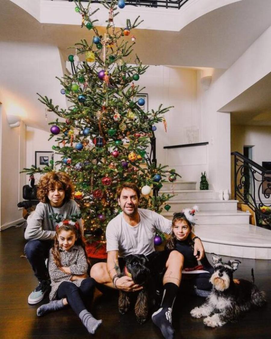 Γιώργος Μαζωνάκης: Το παλάτι του στη Βούλα, η απίθανη διακόσμηση, τα εντυπωσιακά έπιπλα, οι ιδιαίτερες πινελιές και στα σπάνια αντικείμενα