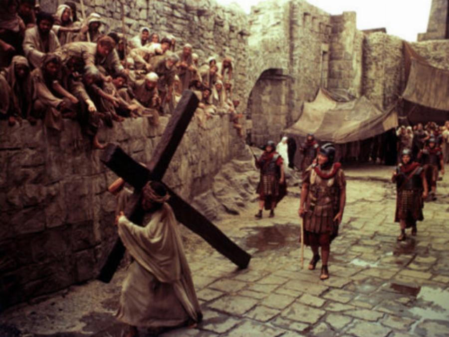 Η «κατάρα» εννιά ηθοποιών που υποδύθηκαν τον Ιησού Χριστό: Τα ατυχήματα, οι τραγικές συμπτώσεις και οι θάνατοι