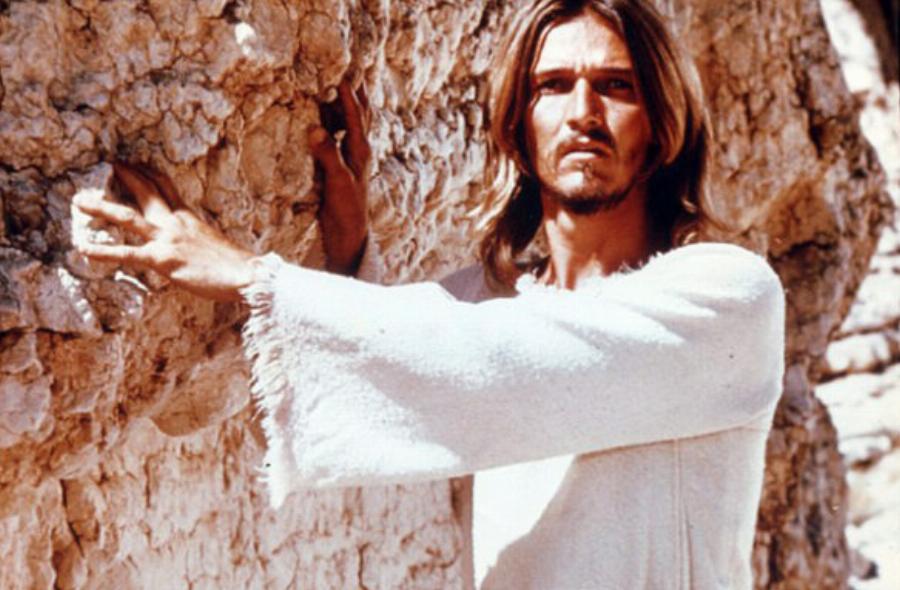 Η «κατάρα» εννιά ηθοποιών που υποδύθηκαν τον Ιησού Χριστό: Τα ατυχήματα, οι τραγικές συμπτώσεις και οι θάνατοι