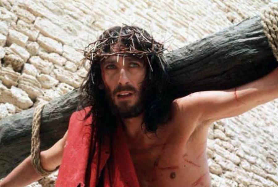 Η «κατάρα» εννιά ηθοποιών που υποδύθηκαν τον Ιησού Χριστό: Τα ατυχήματα, οι τραγικές συμπτώσεις και οι θάνατοι