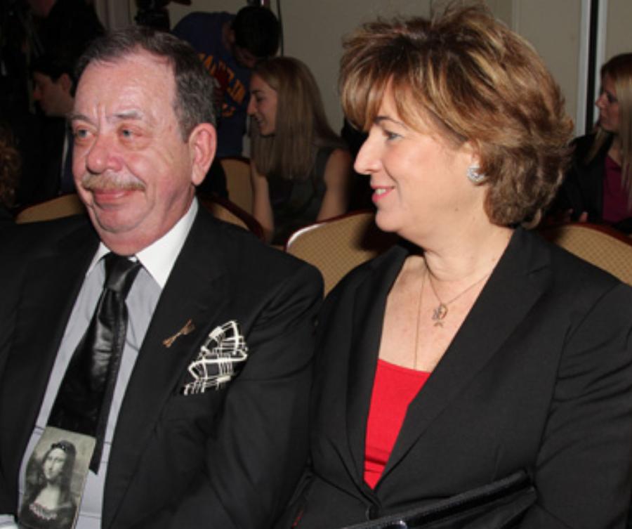 Ηλίας Μαμαλάκης: Η μαγειρική που ακολούθησε στα 40, ο θάνατος της πρώτης συζύγου, που τον τσάκισε, ο 2ος γάμος και το αιμάτωμα στο κρανίο