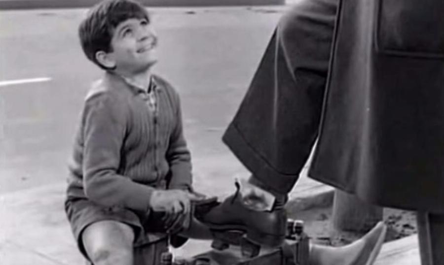 Βασίλης Καΐλας: Ο «λουστράκος» του Ελληνικού Κινηματογράφου, και η σπάνια εμφάνιση στα 68 του χρόνια