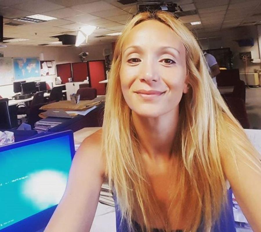 Ναταλί Κάκκαβα: «Ντρεπόμουν για τους γονείς μου- Υπήρχε το στίγμα “η κόρη της τρελής”, “η κόρη του αλκοολικού”»