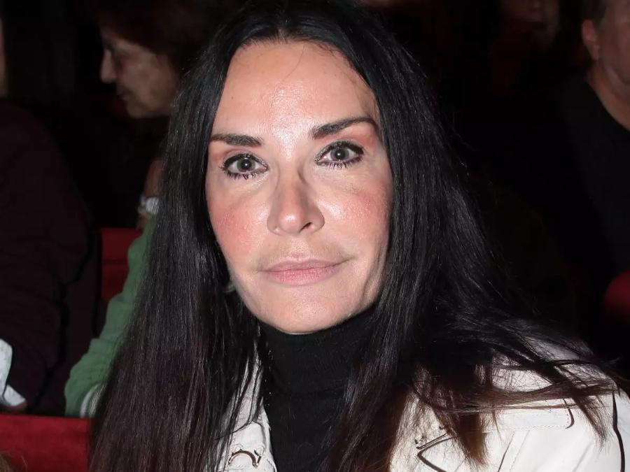 Τάνια Καψάλη: Το συμβόλαιο με την αστρονομική αμοιβή στη «Λάμψη», τα τσουχτερά πρόστιμα του Φώσκολου, η απόσυρσή και η οικογένειά της