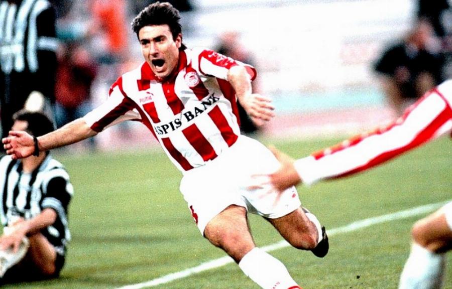 Βασίλης Καραπιάλης: Ο Έλληνας Μαραντόνα, η καριέρα από τα 14, το πρωτάθλημα με τη Λάρισα, η μεταγραφή στον Ολυμπιακό και πολυετής γάμος