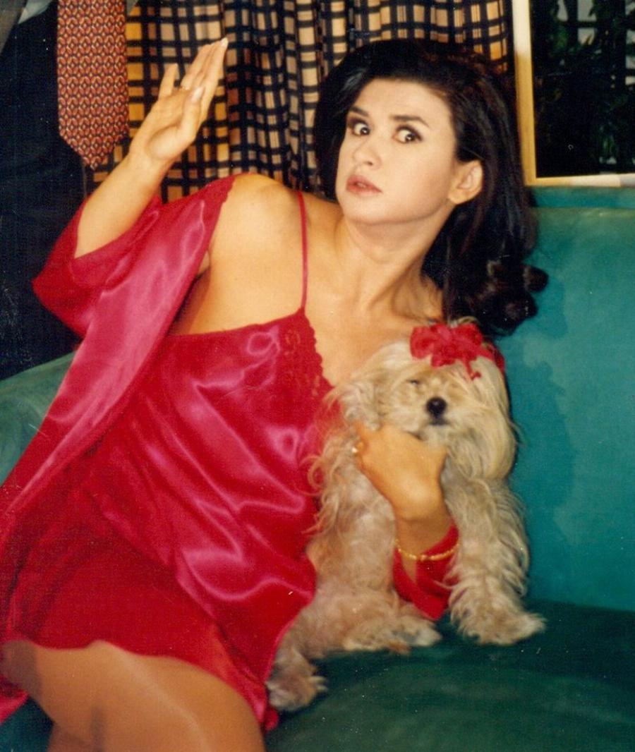 Άννα Κουρή: Ο ρόλος που της προκάλεσε ζημιά, ο σκύλος που έπαιρνε 20.000€ το επεισόδιο και οι άγνωστες πληροφορίες για τον σύζυγό της