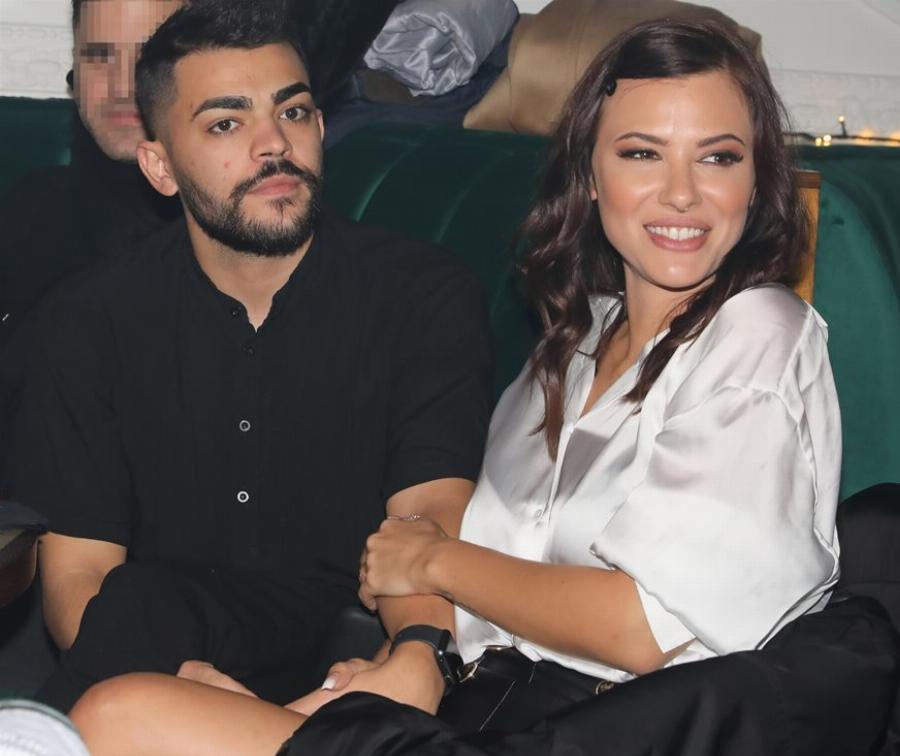 Λάουρα Νάργες – Χρήστος Σαντικάι: Η γνωριμία τους, η διαφορά ηλικίας και η εγκυμοσύνη