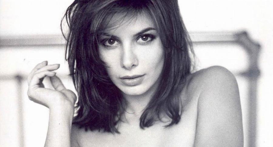 Μαρίνα Τσιντικίδου: Οι τεράστιες αμοιβές, η τελευταία πασαρέλα στα 27, η μάχη με τη κατάθλιψη και το παραμυθένιο σπίτι στην Κηφισιά