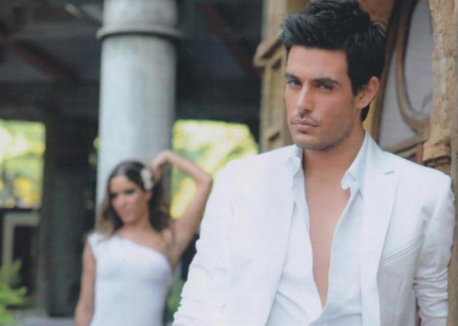 Κώστας Μαρτάκης: Οι 2 άγνωστοι γάμοι στο δημοτικό, η λήξη της συνεργασίας με τον Ηλία Ψινάκη και η αδυναμία στις juicy γυναίκες