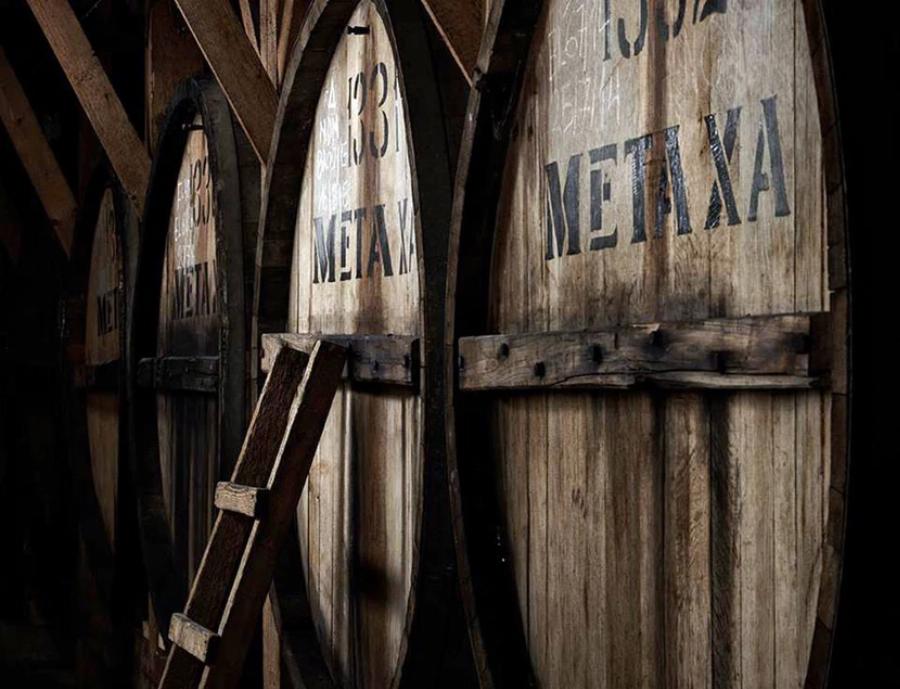 Το Ελληνικό ποτό από τα σοκάκια του Πειραιά που κατέκτησε τον κόσμο: Μetaxa