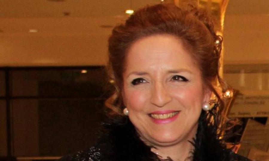 Αριέττα Μουτούση: Η κόρη της Νόνικα Γαληνέα, η δίδυμη αδερφή της, η σχέση της με τους έρωτες, η συγκατοίκηση με τον πρώην σύζυγο και ο γιος της