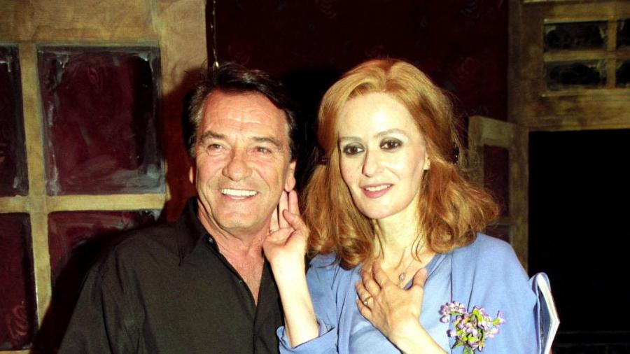 Κάτια Δανδουλάκη: Η σχέση με τον Δημήτρη Παπαμιχαήλ, η θεατρική αποτυχία, που της κόστισε 500.000€, η κατάθλιψη και η άτυχη εγκυμοσύνη