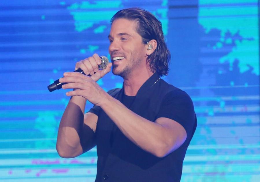 Νίκος Οικονομόπουλος: Η 1η θέση στο dream show, η σχέση με την Αραβανή, το άδοξο τέλος και η απώλεια της γιαγιάς του, που τον τσάκισε